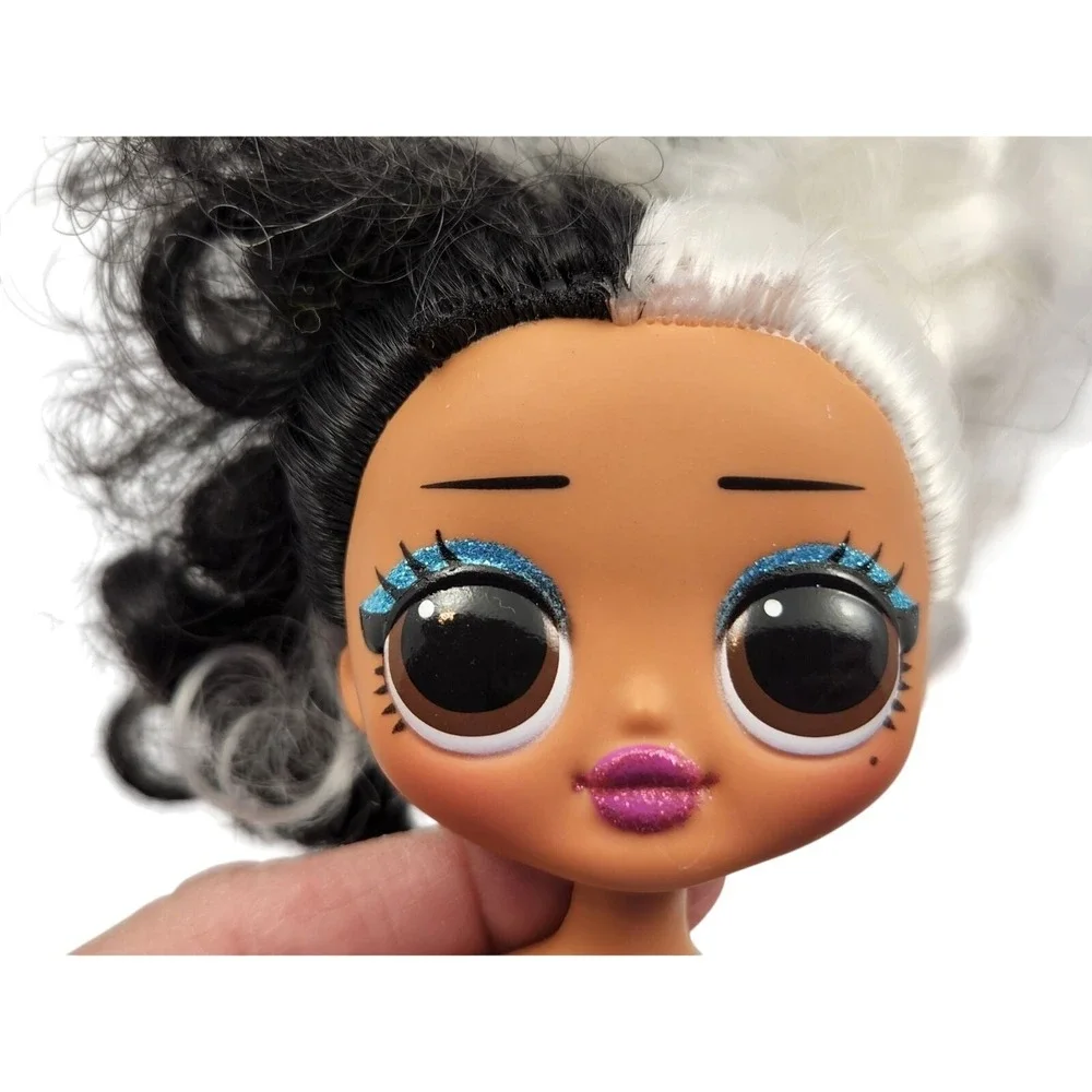 L.O.L. Surprise! OMG Dollie Dollface‎
